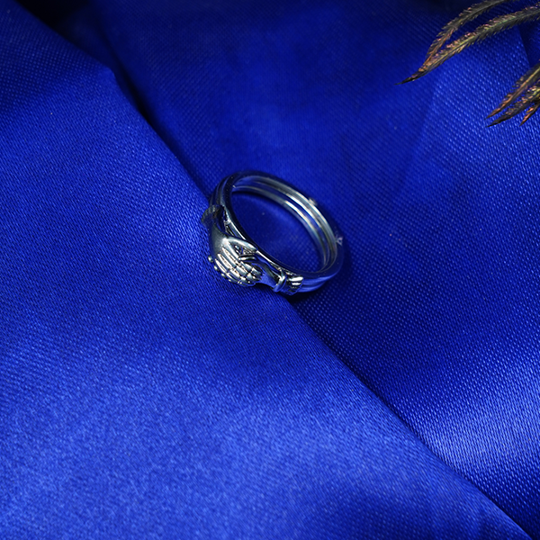 Hand shake ring – Saatvik Silver Hand shake ring – Saatvik Silver