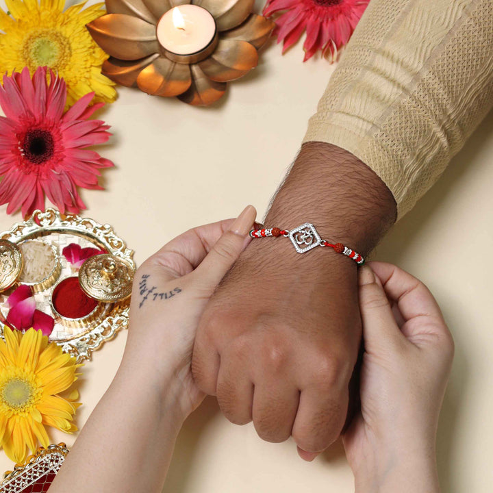 Om Rakhi