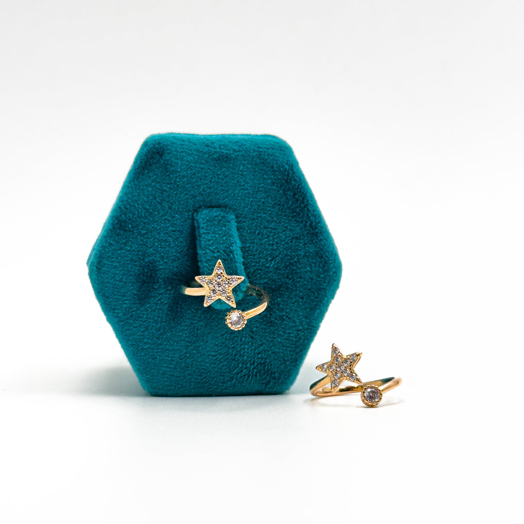 Shooting star toe ring
