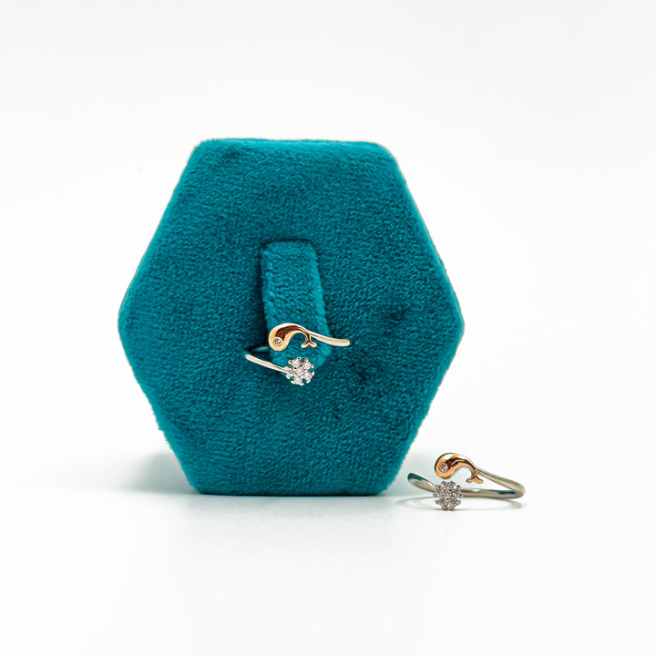 Dolphin toe ring