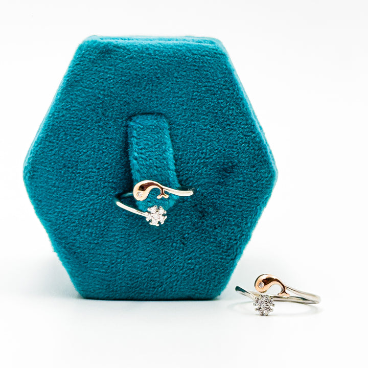 Dolphin toe ring