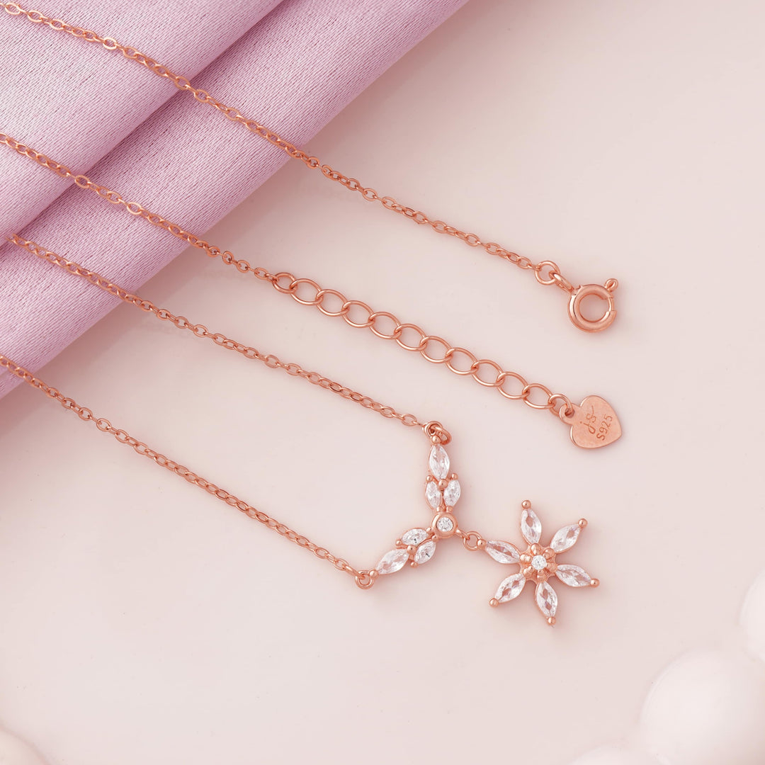 Blooming Flower Rose Gold Pendant Chain