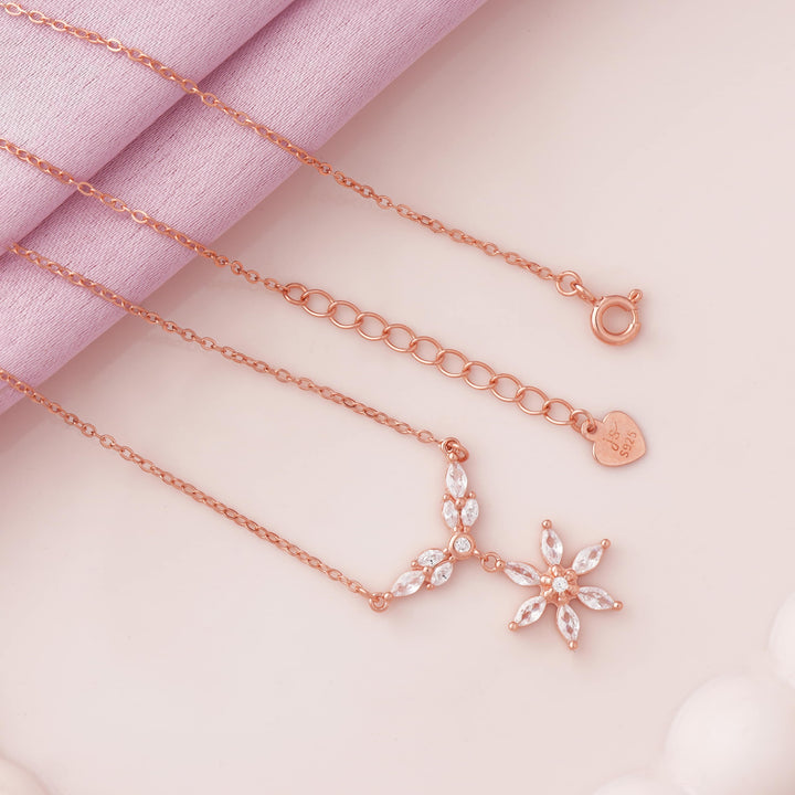 Blooming Flower Rose Gold Pendant Chain