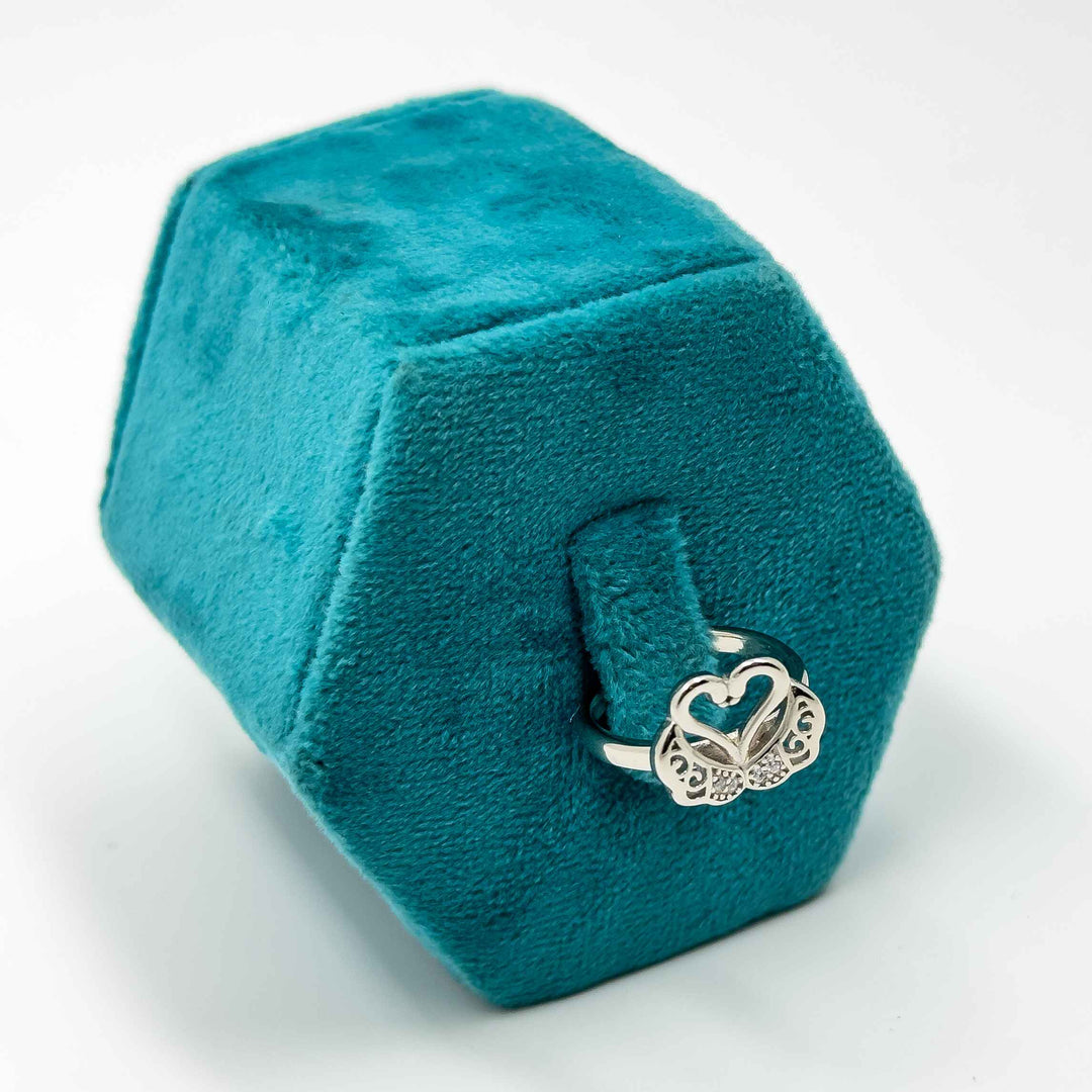 Loving Swans Ring