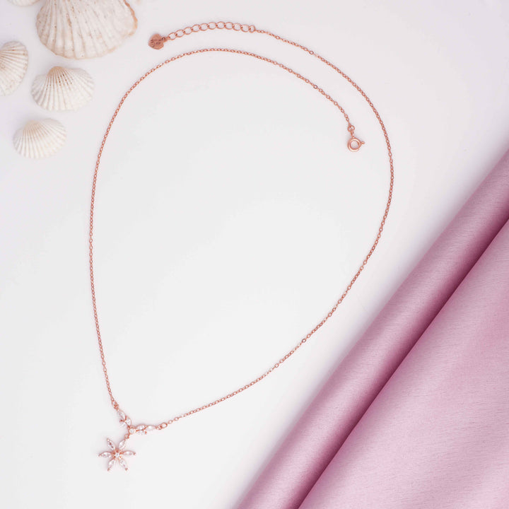 Blooming Flower Rose Gold Pendant Chain