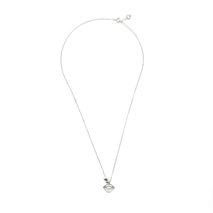 Kiss Of Love Pendant Chain