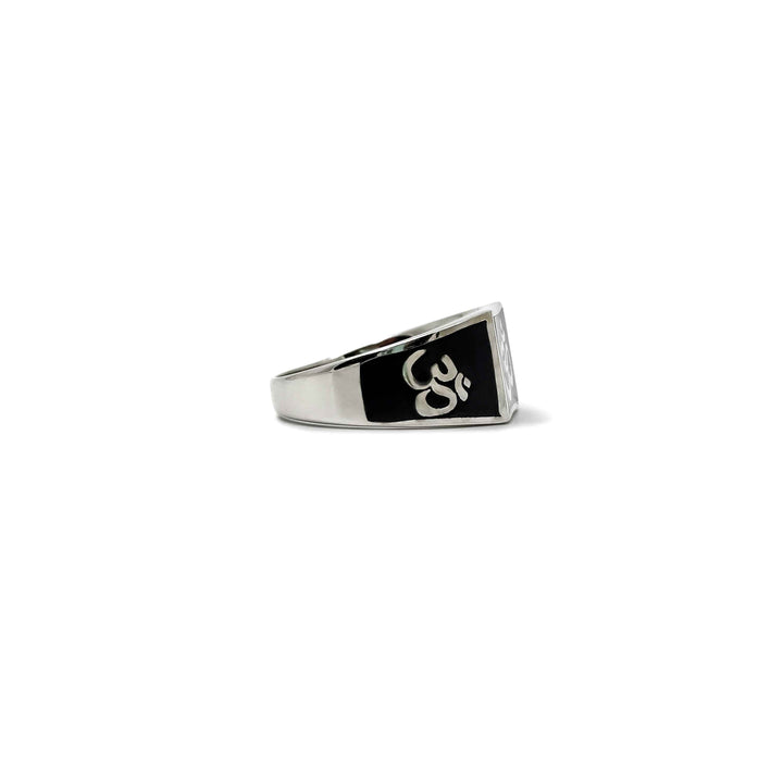 Om Ring