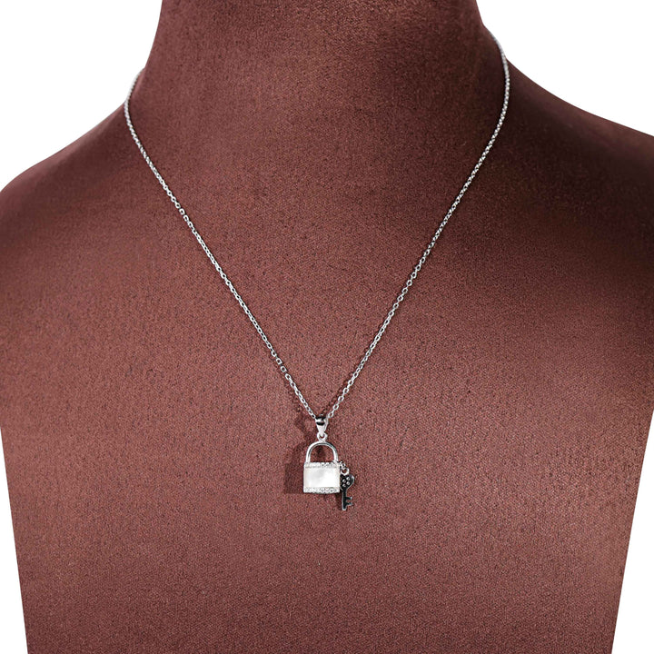 Key to Heart Pendant Chain