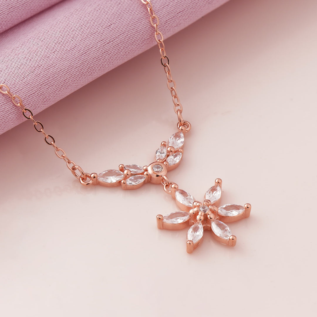 Blooming Flower Rose Gold Pendant Chain